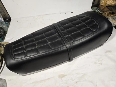 Suzuki GS550 1979 asiento, GS550E GS 550 Foto 1 de 4