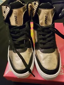 Scarpe da ginnastica Zumba Street Glam nero-oro con scatola nuovissime in pensione - Foto 1 di 9