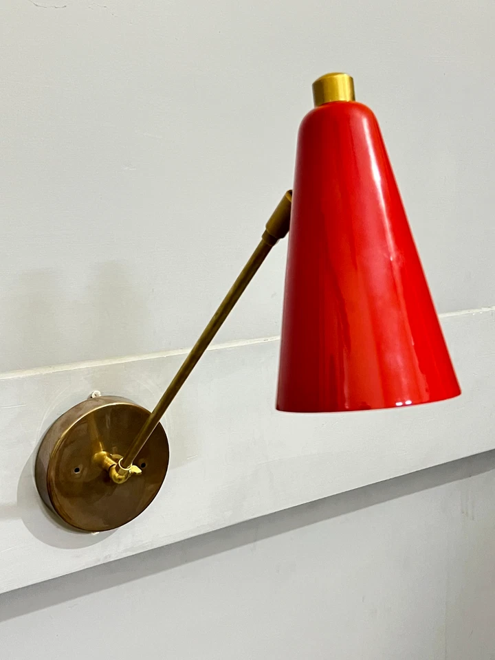 1950s Long Arms Wall Sconce Mid-Century Modern Sputnik Light Raw Brass Foto 1 de 4