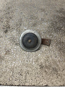 1986 Kawasaki KZ1000 Police Horn 12V OEM Part#27003-1047 - Bild 1 von 2