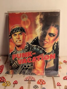 Punk Vacation Blu-Ray / DVD with Slipcover Vinegar Syndrome Limited Edition NEW - Foto 1 di 4