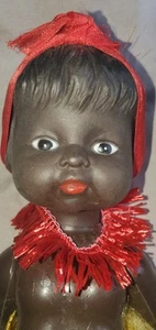 Muñeca pedigrí de plástico duro negra vintage cara de goma Hong Kong bebé hawaiano - Imagen 1 de 14