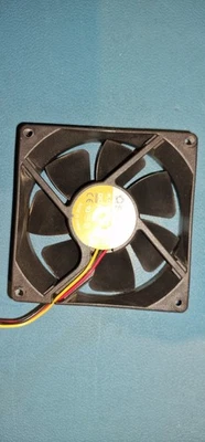 PC 92x92x25mm System Case Fan 3 Pin - Image 1 of 4