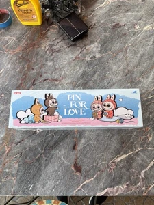 Pop Mart Labubu Pin for Love N-Z Whole Set Sealed - Foto 1 di 4