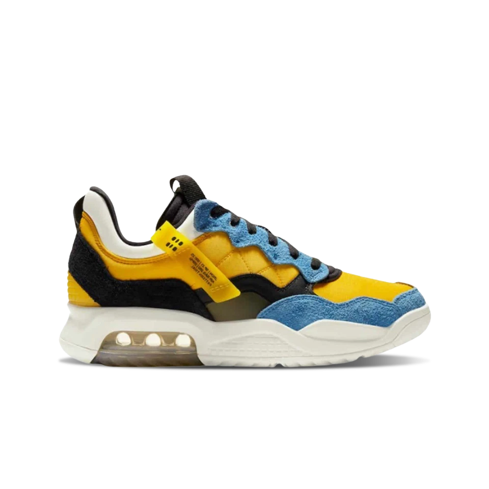 Jordan MA2 University 金色 — 第 1/1 张图片