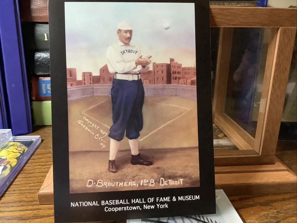 Postal con la estrella de Detroit Wolverine Dan Brouthers de Cooperstown Foto 1 de 3