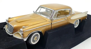 Signature 1/18 Scale Diecast 20018 - Studebaker Golden Hawk - Gold - Picture 1 of 5