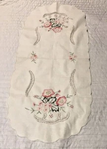 Vintage Dresser Scarf Table Runner White Embroidered Pink Flowers Gold Metallic  - Picture 1 of 2