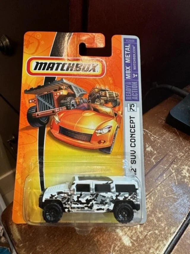 2007 Matchbox MBX Metal Hummer H2 SUV Concept #75 White - Image 1 of 1