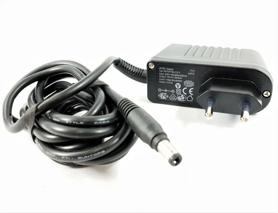 12V / 1,5A Netzteil Router Trafo Netzadapter Schaltnetzteil Power Supply AC / DC - Bild 1 von 1