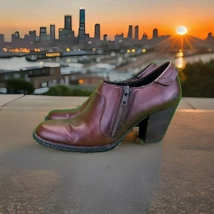 ✅BORN Carteret Brown Leather Side Zip Block Heel Ankle Booties/Shoes Women's 8.5 - Picture 1 of 11