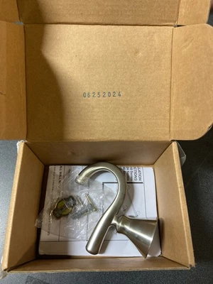 Gancho para bata American Standard 7018210.295 Edgemere - níquel cepillado Foto 1 de 2