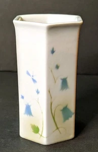 Vintage~Highbank Porcelain Lochgilphead Scotland~Pastel Bluebells Dragonfly Vase - Picture 1 of 11