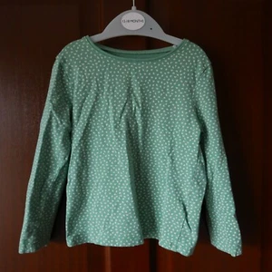Pijama H&M, edades 2-4 años, corazones verdes y blancos - Imagen 1 de 6
