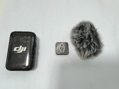 DJI Mic 2 - Transmitter (Shadow Black), Wireless Microphone with Intelligent NC - Image 1 of 3