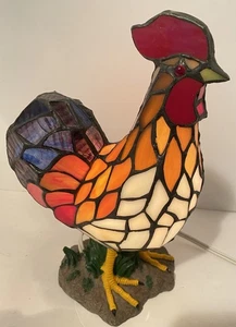 Vintage Tiffany Stil 11" Buntglas Huhn Hahn Bauernhaus Tischlampe - Bild 1 von 8