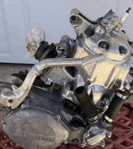 85 Cr500r Full Motor Running With Carb - Picture 1 of 1