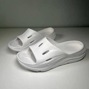 Taglia M9/W11 - HOKA ONE Sandalo Ora Recupero Slide 3 Bianco - Foto 1 di 10