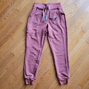 FIGS High Waisted Mauve Rose Pink Scrubs Zamora Jogger Pants Size XS Extra Small - Foto 1 di 16