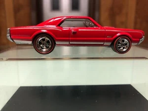 SIMPLY-RED! BEAUTIFUL REDLINE HW (REAL RIDER) 67 OLDS 442/METAL BASE no case - Picture 1 of 4