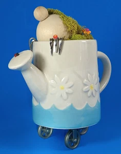 Shabby Chic Gnome On Wheels Tea Pot. - Picture 1 of 12