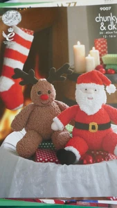 KING COLE KNITTING PATTERN FOR SANTA, RUDOLPH AND A STOCKING IN CHUNKY-12-16IN - Picture 1 of 1