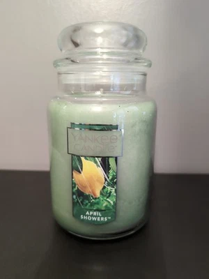 Yankee Candle APRIL SHOWERS 22 oz Classic Single Wick Large Jar Scented Candle - Image 1 of 4