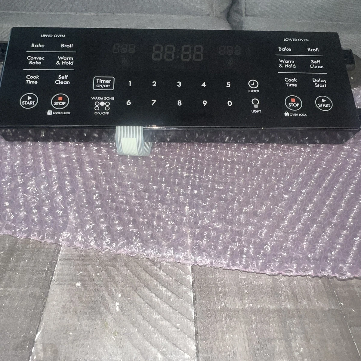 Horno De Microondas Mostrador Frigidaire 1,6 Pies 1100W, Negro