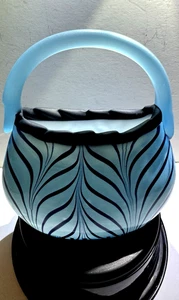 Fenton Glass Dave Fetty Pulled Feather Purse Vase cool! - Picture 1 of 17