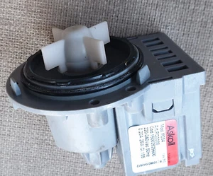 HOTPOINT WL520 Washing Machine Drain Pump Mod M254 With Housing & Filter - Picture 1 of 5