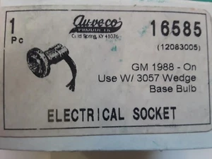 16585 Auveco Electrical Socket GM 12083005 Use With 3057 Bulb 1988 GM ~ On - Picture 1 of 4