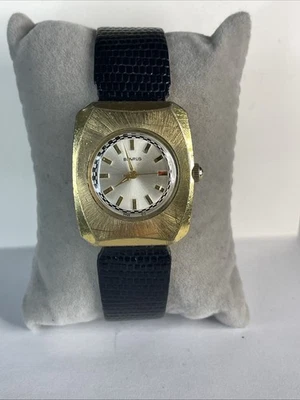 Reloj mecánico unisex caja rectangular tono dorado Vinage Benrus  Foto 1 de 4