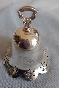 Towle Silversmiths 2006 chapado en plata perforado anual campana de Navidad adorno 27º - Imagen 1 de 17