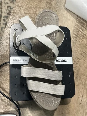 ÚNICAS Sandalias Crocs Leigh II Para Mujer Talla 6 Cuña Cómodas Correa para el Tobillo Beige Tostado Foto 1 de 4