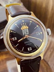 WOSTOK KOMANDIRSKIE 2409A OROLOGIO DA POLSO UOMO USSR Chiesa #7781 - Foto 1 di 24