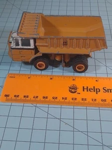 Ertl International Harvester Dump Truck 4.25" B5 - Picture 1 of 7