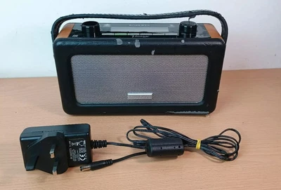 Rádio portátil Roberts vintage DAB/FM RDS com carregador de bateria embutido - Imagem 1 de 4