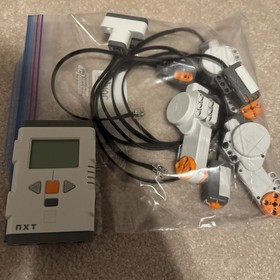 Lego 8527 Mindstorms NXT Incomplete 7 Sensors + Intelligent Brick Dead Screen