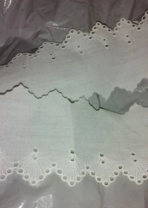 Flat Roll 20+ yds white Cotton Eyelet Edging Lace Trim - Picture 1 of 4