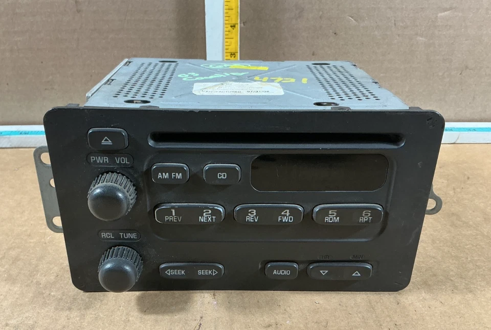 Chevrolet Cavalier 2003-2005 equipo de audio receptor de radio reproductor de CD 10315119 Foto 1 de 4