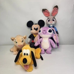 Disney & Disneyland Plüschtiere Konvolut Mickey, Pluto, Engel Stich, Nala 5 Spielzeug Restposten - Bild 1 von 22