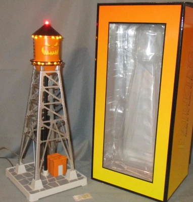 Torre de água industrial MTH 30-90726 Halloween #193 com LEDs e faróis wks com Lionel - Imagem 1 de 4