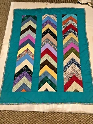 Edredón Chevron hecho en casa 35,5x46,5 Foto 1 de 3