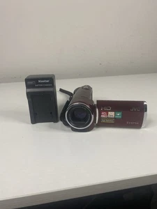 JVC Everio HD Camcorder GZ-HM30RU with Battery & Charger Tested Working - Picture 1 of 4