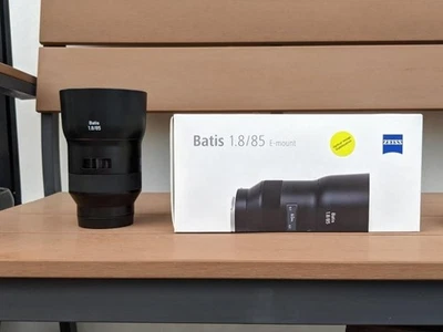 ZEISS Batis 85mm f/1.8 Lens for Sony E-Mount Mint W/Original Box - Image 1 of 3