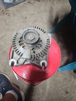 1999-2002 Mercury Grand Marquis/ Ford Crown Victoria Alternator Preowned - Image 1 of 4