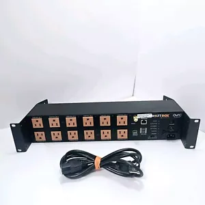 GETESTET WattBox WB-700-IPV-12 Rack IP steuerbarer OVRC Power Conditioner - Bild 1 von 18