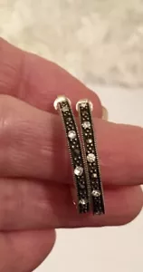Orecchini a cerchio vintage argento sterling marcasite e pietre chiare 5,4 grammi peso - Foto 1 di 15