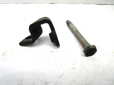 00 01 02 03 04 05 BUICK CENTURY 3.1L ALTERNATOR BRACE WITH BOLT 12571850 OEM - Image 1 of 4