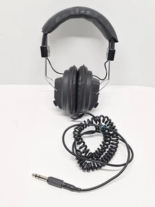 Cuffie Over Ear Nere Riduzione Rumore Controllo Volume Avvolto Cavo 10ft - Foto 1 di 9